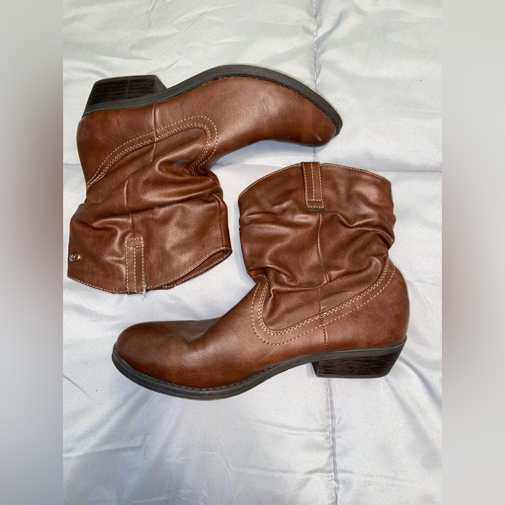 Brown Boots Small Heeled
